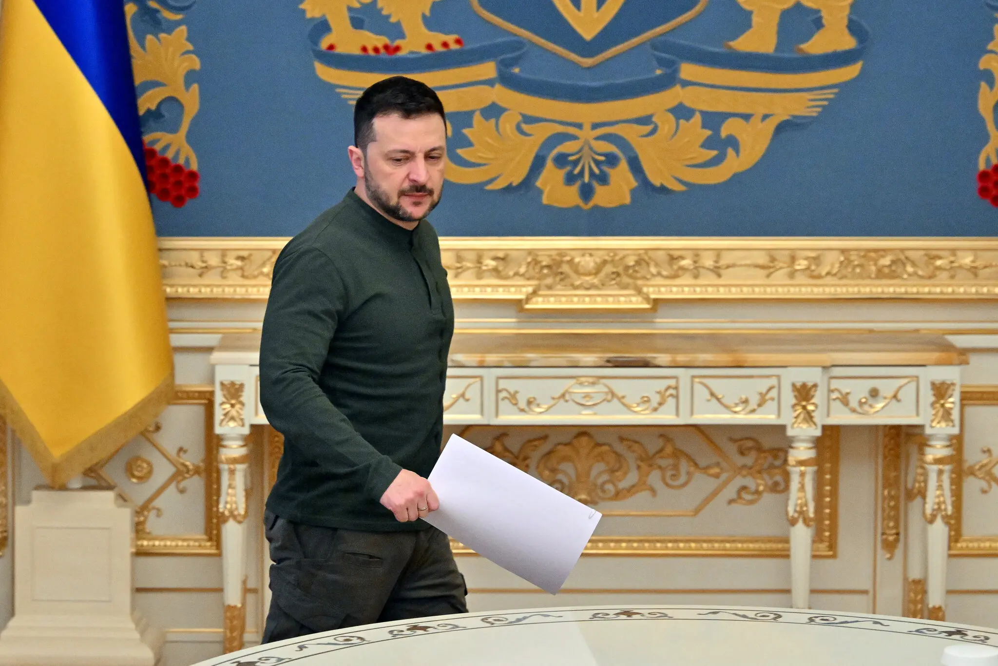 Президент України Володимир Зеленський обмінявся суперечками з президентом Трампом на тлі ескалації ворожнечі навколо мирних переговорів